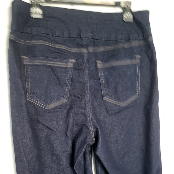 Flex-Fit Pull-On Straight-Leg Jean Size 14W - Picture 6 of 11